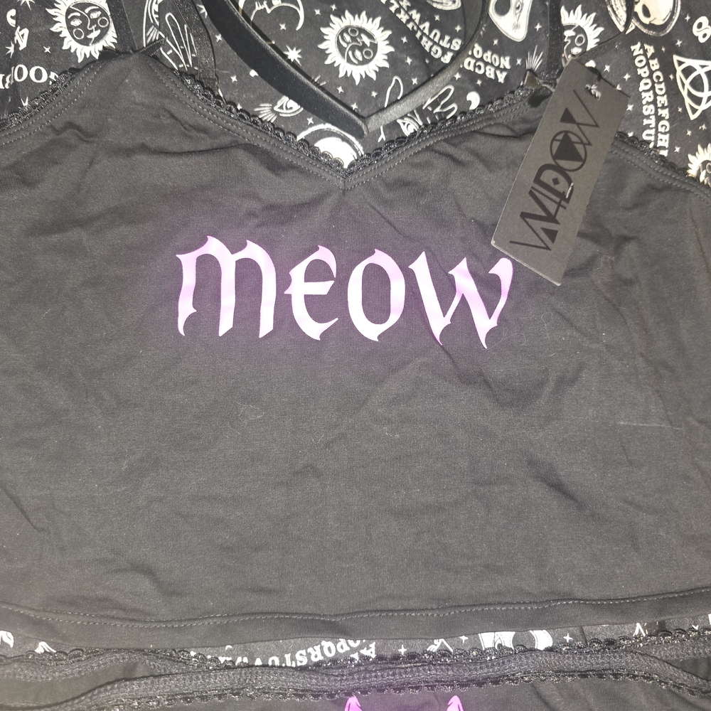 Grail item sold out widow emo/ mall goth kitty set. - Picture 2 of 5